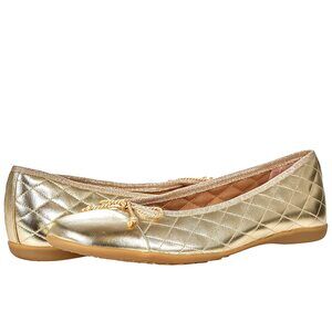 French Sole PassportR Flat Soft Gold Metallic 6 M